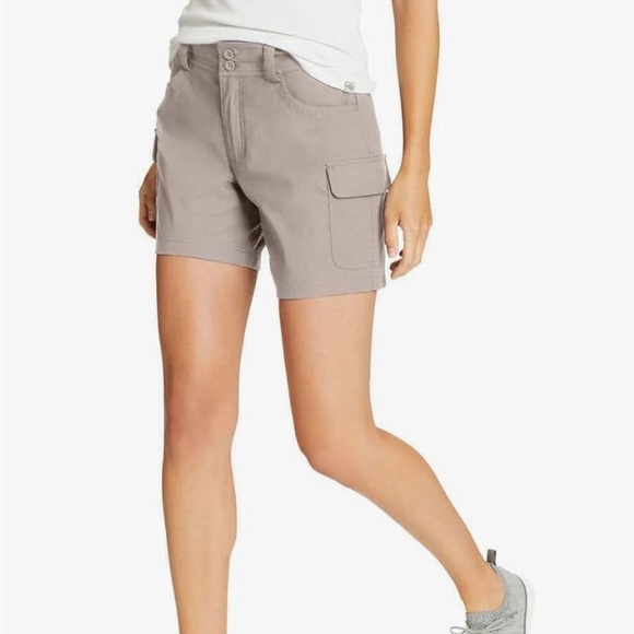 Eddie Bauer Lightweight Summer Trail Cargo Shorts Hiking Khaki Tan Size 16 - Picture 1 of 12